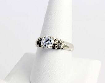 Teressa - Vintage Ivy Ring with Zircon main image 0