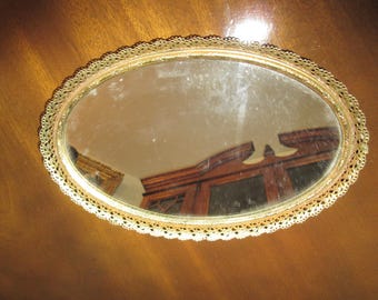 Hold for Yareen Reyes. Please do not purchase. MIRROR VANITY TRAY