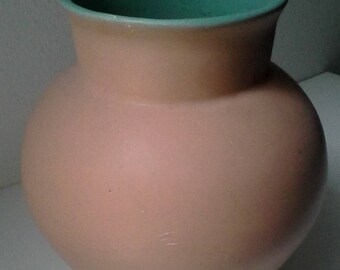 COORS ART POT Adobe Mud Exterior Matte Turquoise Interior