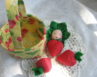 Waldorf Dolls,Waldorf Strawberry Doll,Strawberry Baby,Gift for Gardener,Nature Table,Play Food,Anthropomorphic,Strawberry Doll,Home Decor