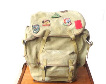 Vintage rucksack Olive Drab 1950s British BB Ranger High Pack canvas hiking back pack external frame large messenger bag vintage badges (X)