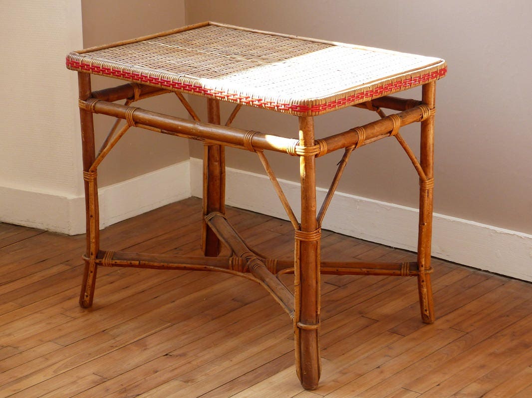 Wicker furniture. Wicker side table. Vintage side table.