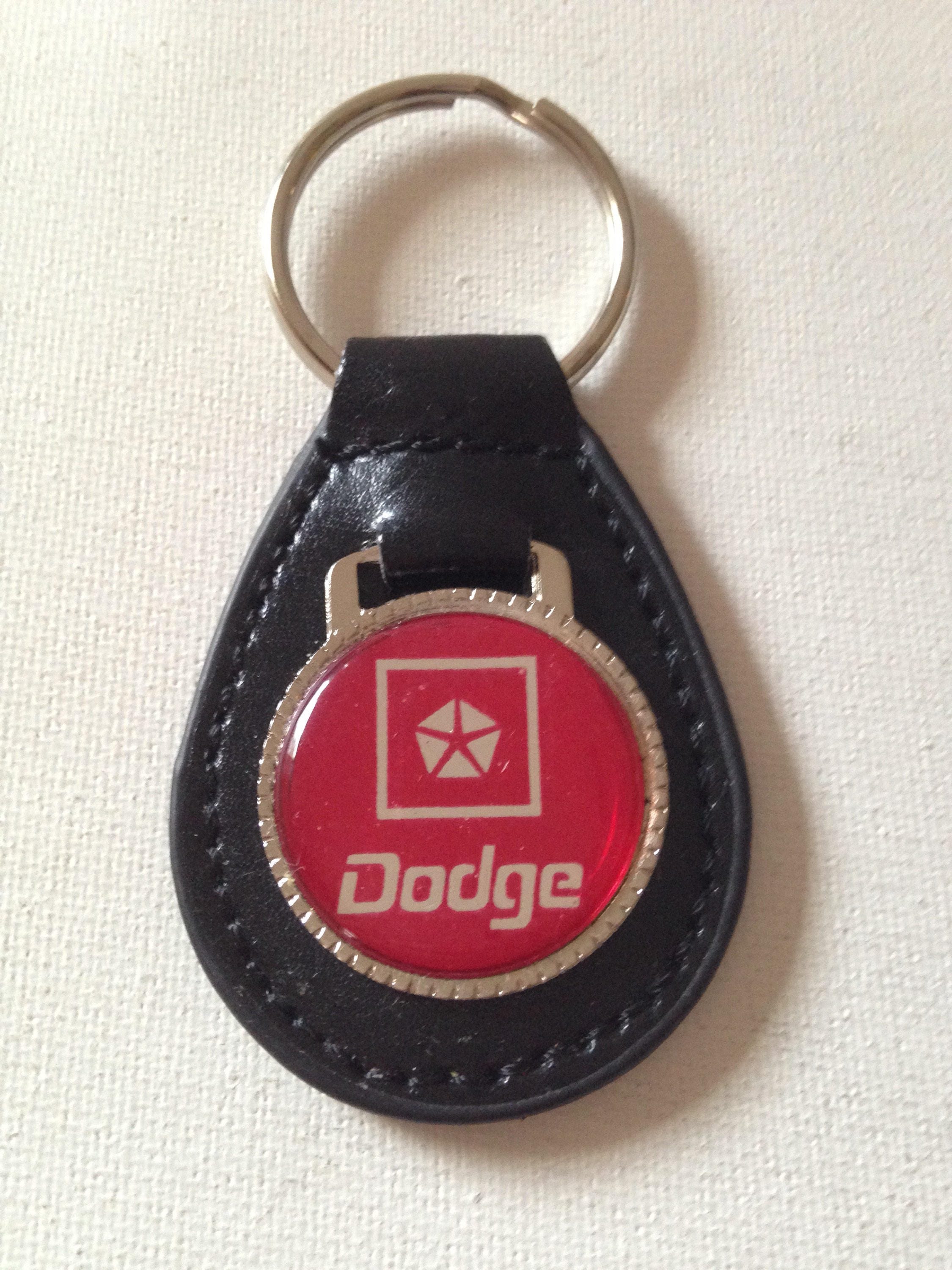 Black Metal Key Hook Universal Black Keychain Lanyard For DODGE - Foto 4