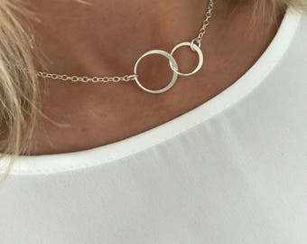 Sterling Silver Double Circle Necklace/Sister Necklace/Eternity Necklace/Interlocking/Sterling Silver Necklace/Everyday/Layer/Gift/uk/mother
