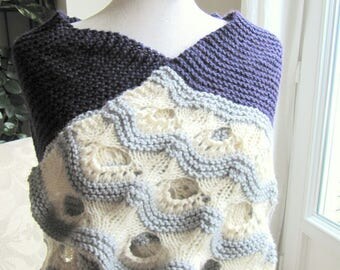 beautiful wraparound in pure Merino Wool shawl