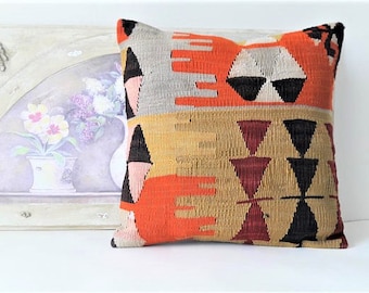 Sofa pillow, vintage kilim pillow, living room decoratioon, wool cushion cover