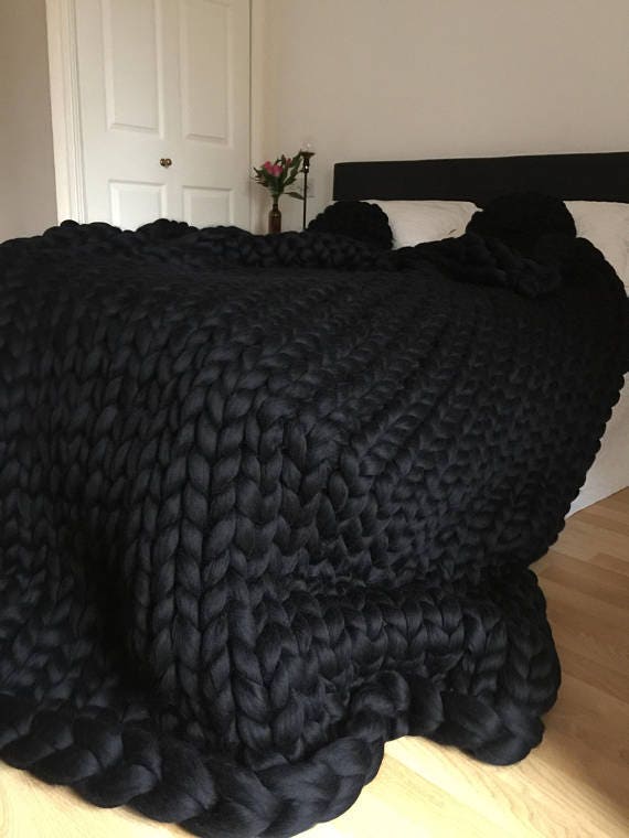 Black Chunky knit blanket Merino wool Wool throw Chunky