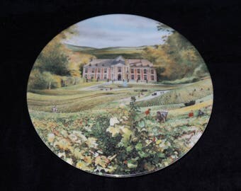 1988 D'Arceau-Limoges Paysages de France "Vendanges en Champagne" Collector Plate by Michel Julien