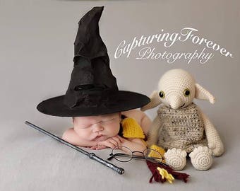 Crochet Harry Potter inspired scarf, gold and burgundy wrap, crochet wrap