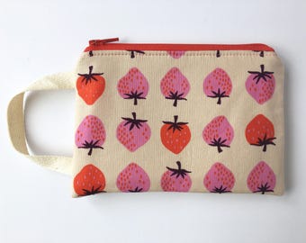 Coin Purse, Notions Pouch, Strawberry Pouch, Small Pouch, Zipper Pouch, Strawberry Zipper Pouch, Strawberry Coin Purse, Knitting Notions Bag