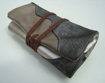 Handmade LEATHER Tobacco Pouch, Leder Tabakbeutel, Tobakkspung, Leren Tabaksetui, Sac de Tabac en Cuir, Borsa del Tabacco in Pelle, Pouch