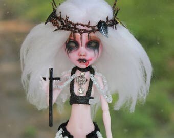 Vampire OOAK Monster High Repaint Reroot Doll