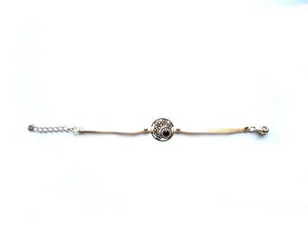 Simple bracelet pale pink ribbon