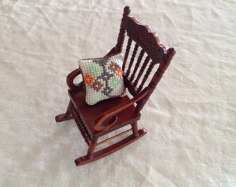 Miniature rocking chair on a scale of 1:12 with cushions for Doll House