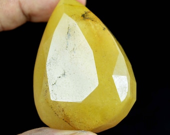 Natural unheated light tint yellow sapphire loose gemstone