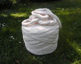 Beautiful ecru, natural origin New Zealand sheep wool