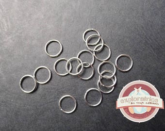 50 8mm silver round jump rings