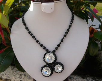NECKLACE «TRIHOLA"SWAROVSKI CRYSTAL - CRYSTAL AND JET