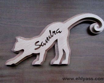 Sculpture wood cat 4 customizable name (fretwork)