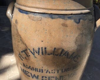 Antique Crock, Salt Glaze 3 Gallon