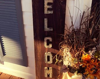 Items similar to Vintage Wallpaper Frame on Etsy