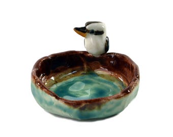 Rustic pinch pot, trinket dish or ashtray with kookaburra / handmade pottery by Anita Reay bird art, bird decor / organic pottery pinch bowl