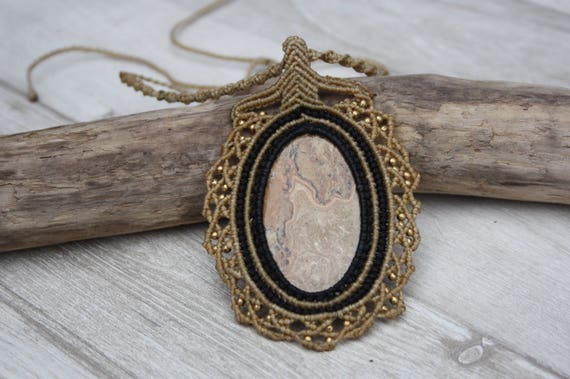 EARTH AGATE AMULET- Statement Macrame Necklace- Limited Edition- Macrame Choker- Crystal Necklace- Handmade -Ruby -Agate -Healing Crystal