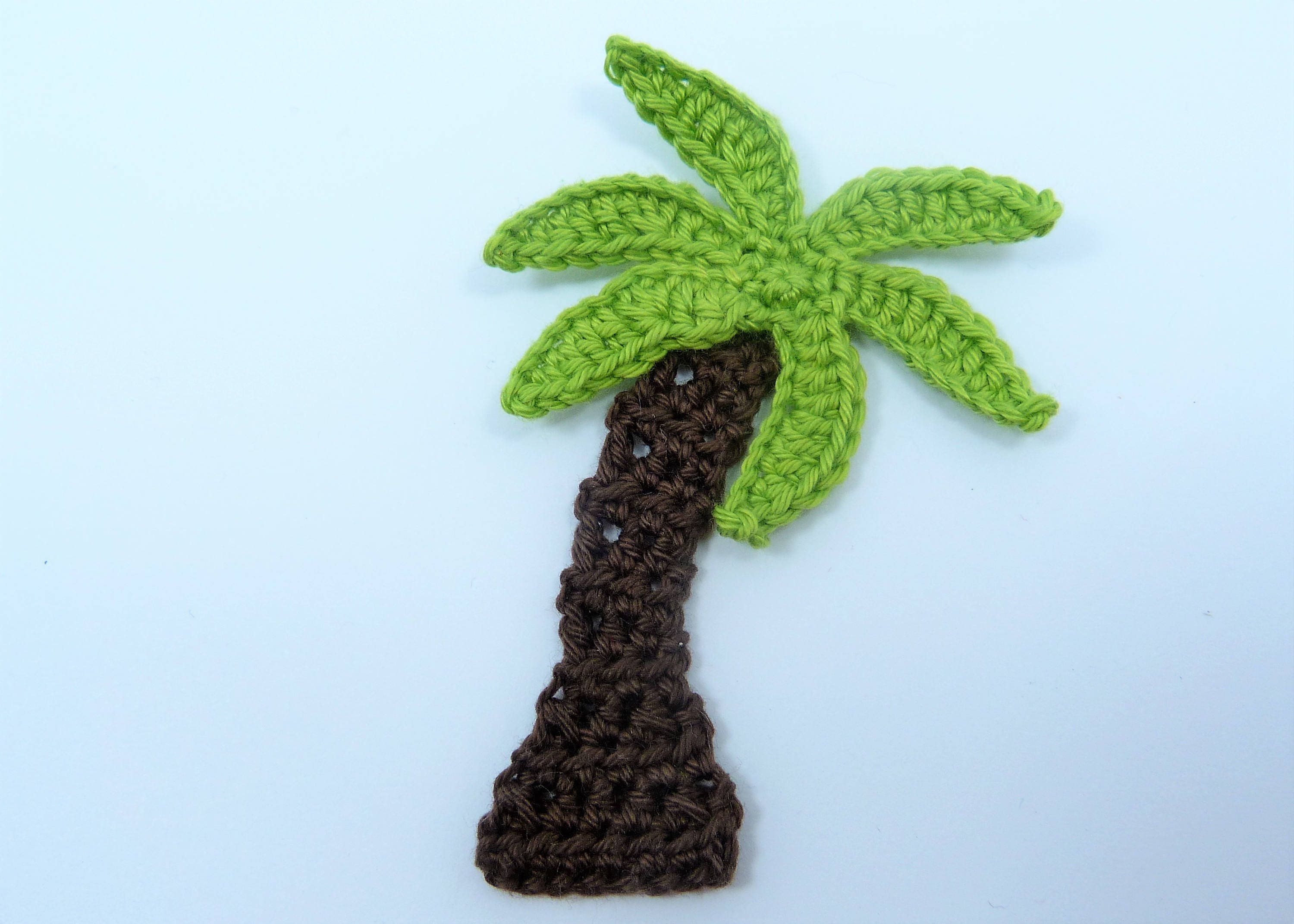 Applique tree Crochet appliques 1 green crochet palm tree