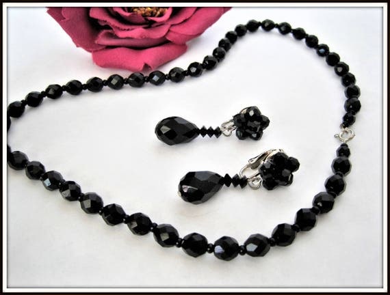 Black Jet Glass Beads - Vintage 60's Matching Earrings - Faceted Crystal Beads - 60's Choker
