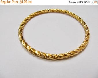 ON SALE Vintage Gold Tone Twisted Bangle Bracelet Item K # 331