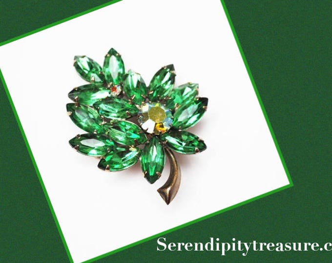 Flower Brooch - Green Rhinestone - Leaf floral - Mid Century Pin