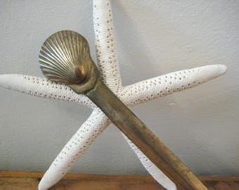 vintage brass seashell letter opener - clam shell - nautical theme - beach theme - desk accessory - office supply - office decor - mail