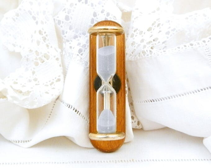 Vintage Mid Century Wall Hanging Swivel Glass and Wooden Egg Timer with Pale Blue Sand from France, Retro Kitchenware, 1960s Home Decor