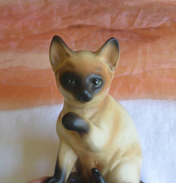 lefton siamese cat