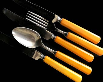 Vintage Bakelite Flatware Set Butterscotch 1940s Vintage Kitchen Bakelite Five Pieces Antique Cutlery Silverware Retro Kitchen