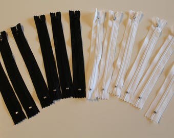 Set of 12 zippers 20cm black and white