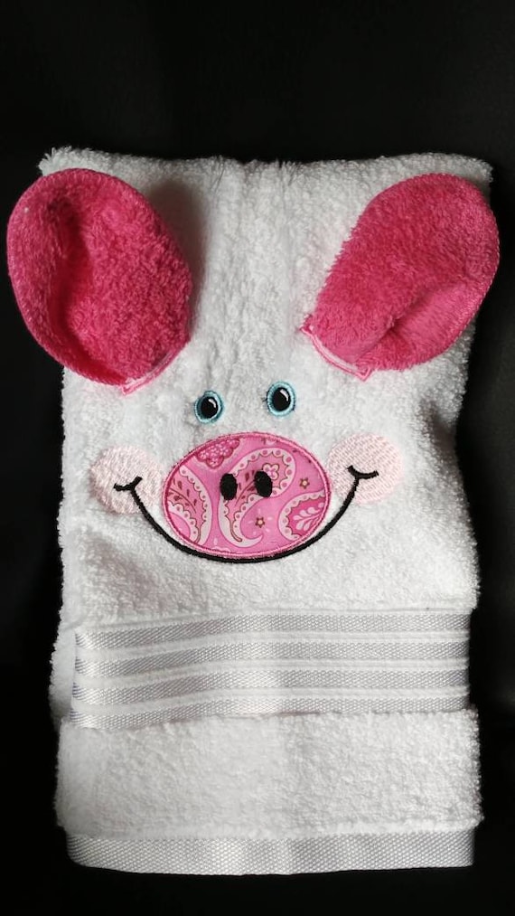 3 Dimensional Pig Hand Towel And Wash Cloth   Il 570xN.1394112105 4wfr 