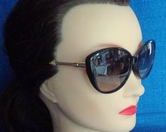 Vintage Retro Black Cat Eye Sunglasses With Gold Metal Temples