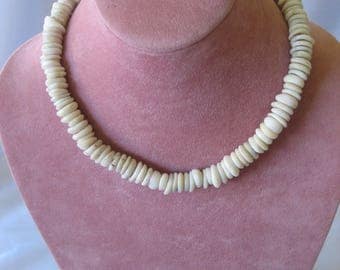 Vintage Authentic 70s Hawaiian Surfer Natural 17" Puka Shell Necklace Choker 90 grams HUGE!