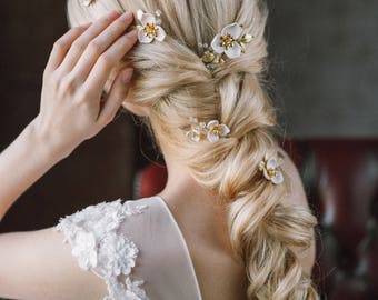 Bridal Hair Pins, Set of 5 Wedding Hair Pin, Wedding Flower Hair Pins, Bridal Hair Accessory, Wedding Hairpiece,Gold Leaf Hair Pin Woodland
