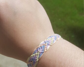 Pastel Reverse Chevron Friendship Bracelet