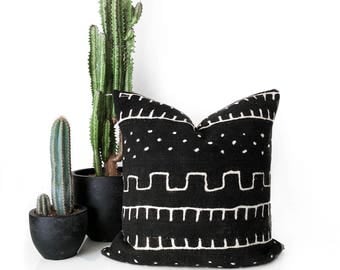 Mudcloth Pillow, African Mudcloth, Throw Pillow, Africa Fabric, Boho Pillow, African Mud cloth, Tribal Pillow,Lumbar Pillow,Mudcloth Cushion