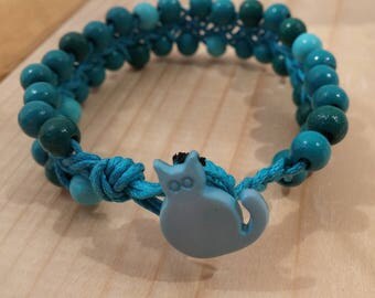 Bracelet with wooden beads