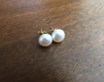 Natural Freshwater Pearl Earrings