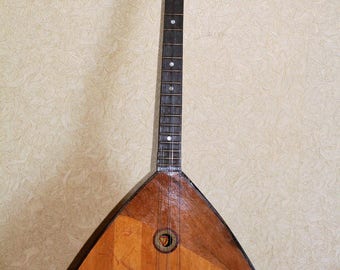 BALALAIKA Russian Folk Instrument 6 string VINTAGE USSR Chernigov Musical Factory