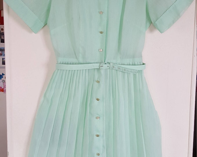 50's Mint green colored house dress