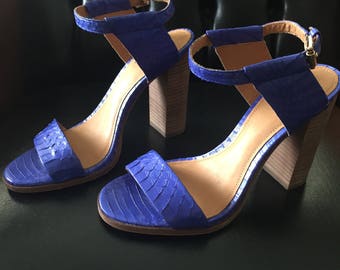 Vintage COACH New York Cobalt Blue Sandal Ladies Shoes Woman Stylish