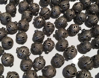 10 Vintage Beads,Vintage Spacers-Vintage finding- Kochi tribe, Handmade Vintage Jewelry Patrs-Jewellery Supplies-Vintage Beads Suppliers