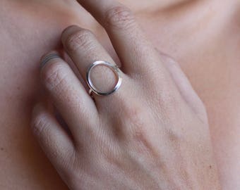 Round circle ring, sterling silver ring