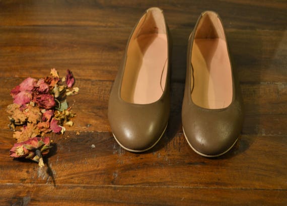 brown leather ballerina flat shoes
